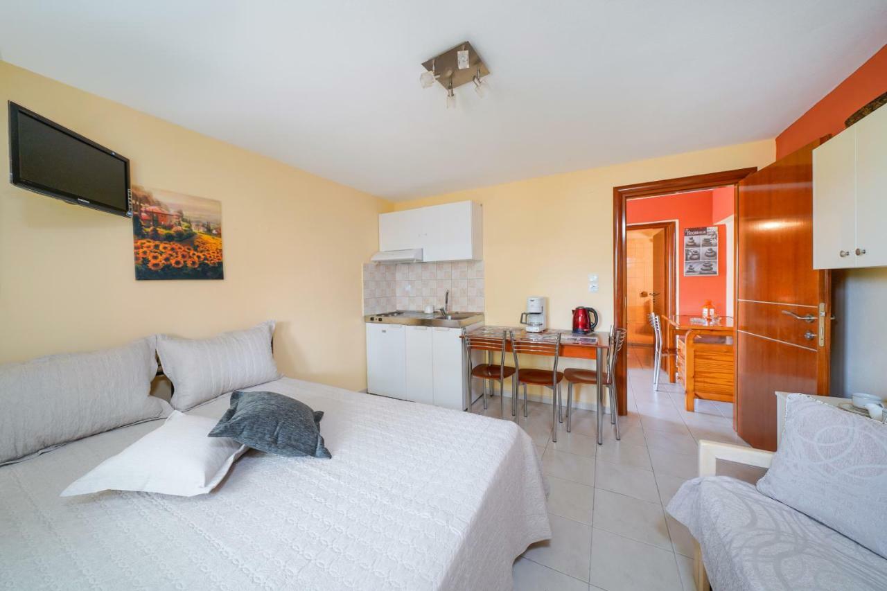 Thomas Apartments Skála Marión Kültér fotó